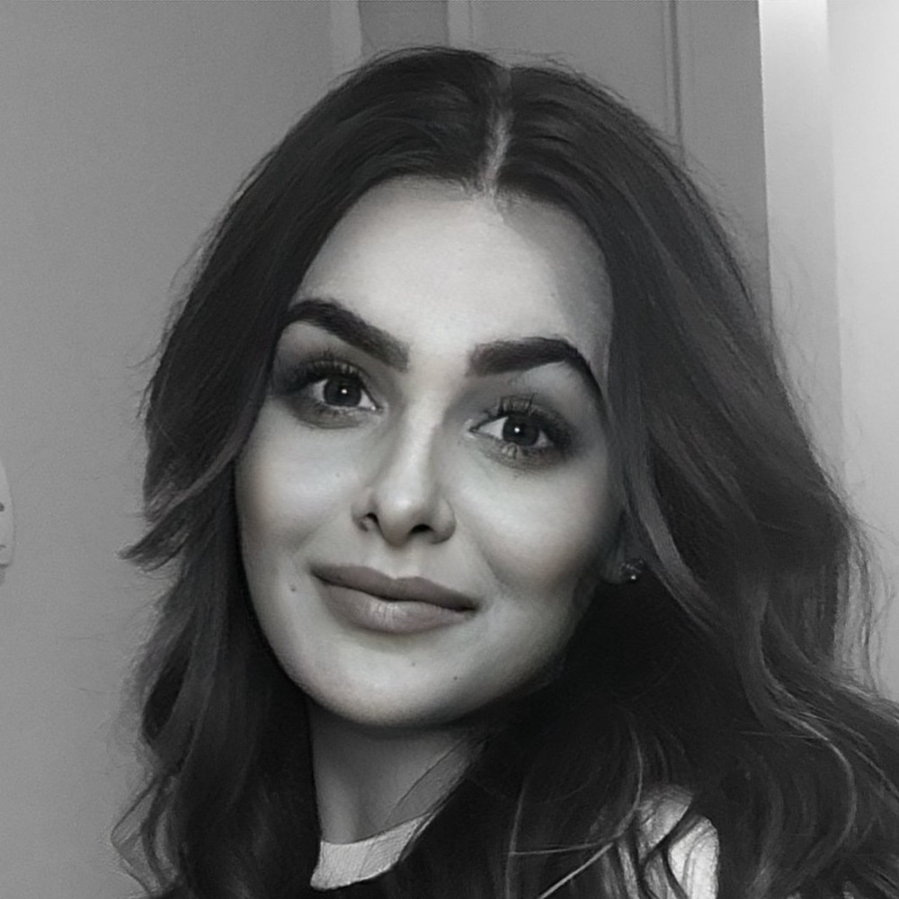 Meet your Posher, Aliza